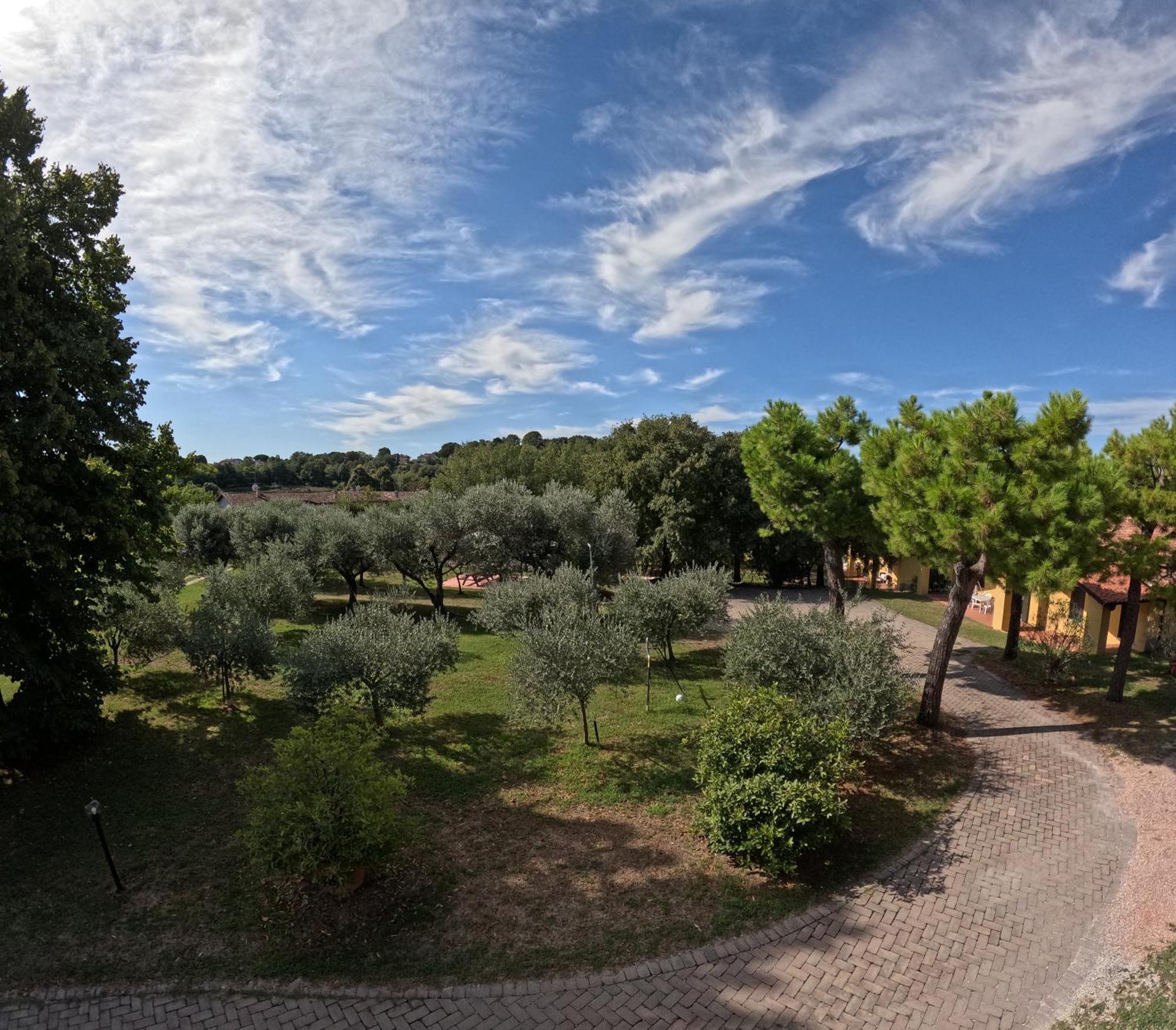 Agriturismo Gardenali Volta Mantovana Eksteriør bilde
